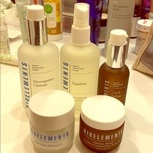 Bioelements facial set! AMAZING BRAND